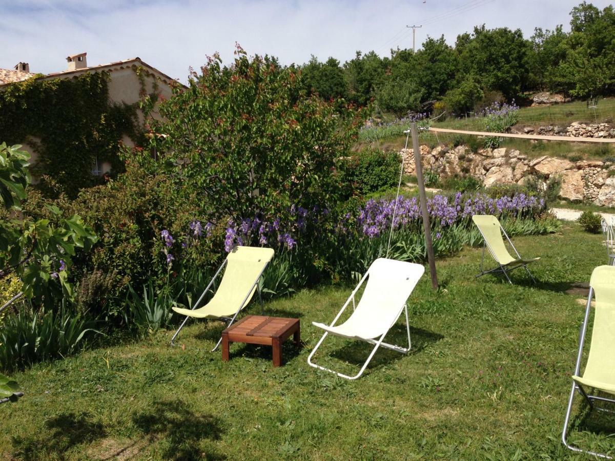 La Ferme Du Petit Segries Bed And Breakfast Moustiers-Sainte-Marie Kültér fotó